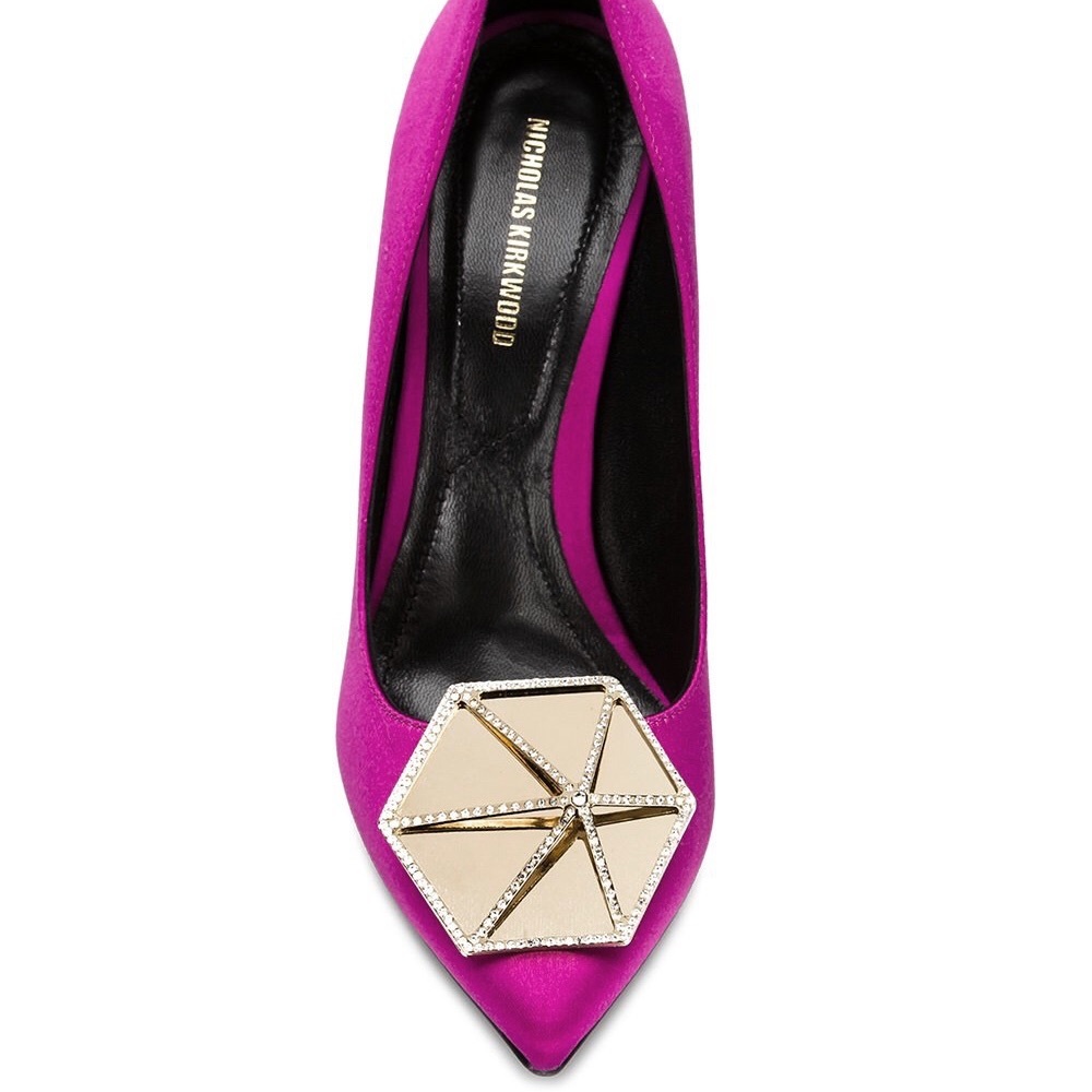 Brand new Nicholas kirkwood pump size 38.5